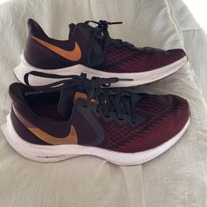Nike zoom sneakers